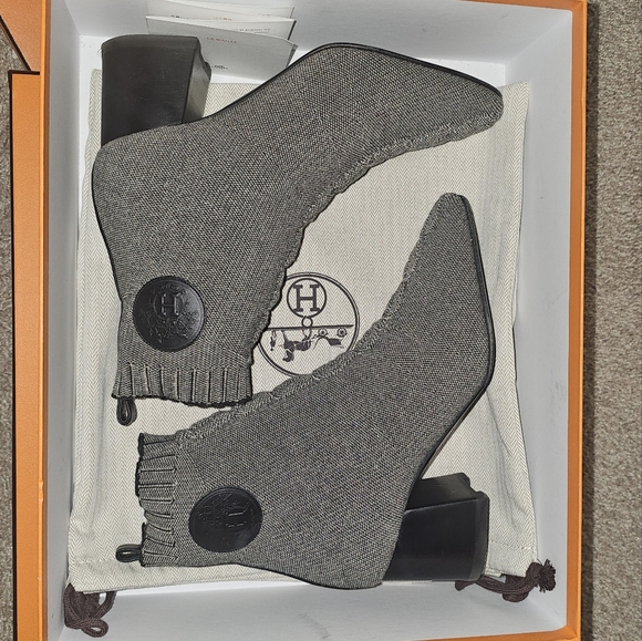 Hermes Boots - Picture 8 of 8